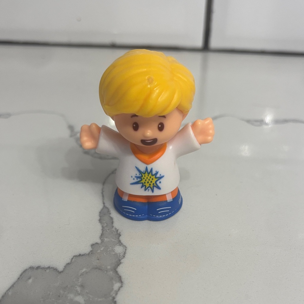 Little People Eddie 2016